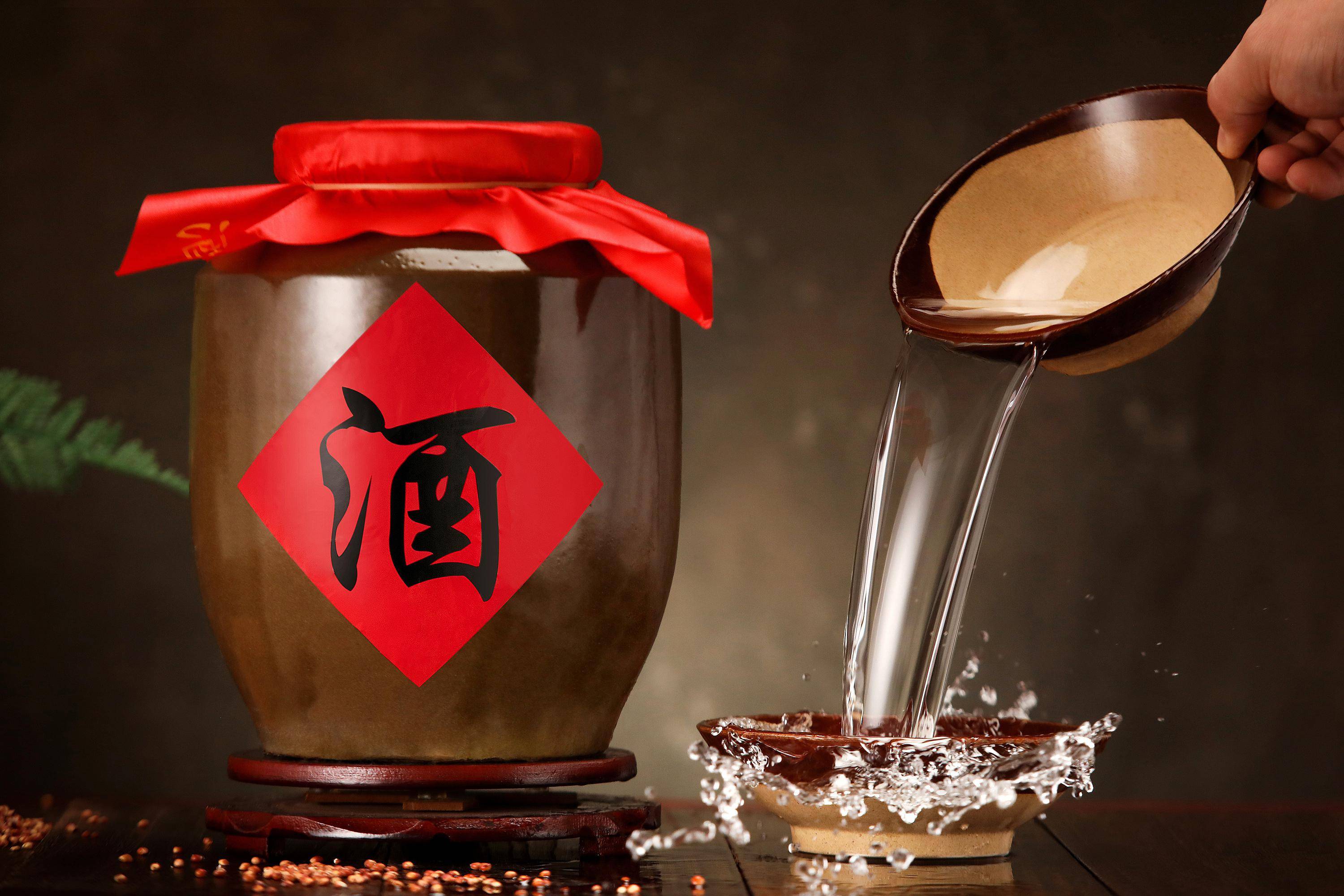 绍兴黄酒大跳水！23元畅饮女儿红，酒友们的平价口福时代来临